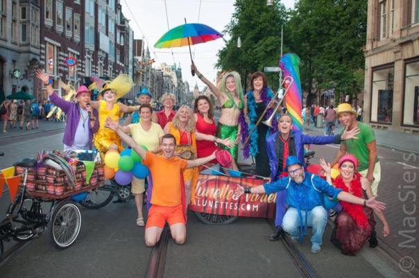 Pride Walk, Luna Lunettes Variété door MacSiers 